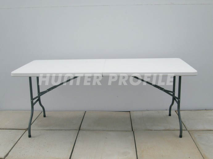 folding-table-and-chairs-1.jpg